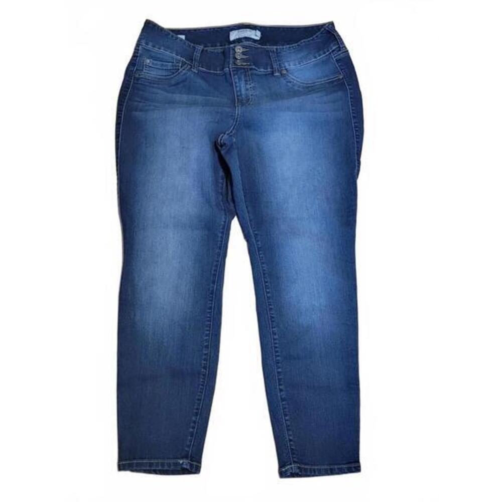 Torrid Denim Jeggings 18S Medium Wash Triple Button High Rise Skinny Jeans